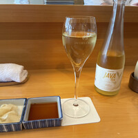 銀座寿司幸本店 丸ビル店 - 飼い主（←夫）は日本酒、私はジャワティ