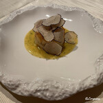 プチレストラン ブーケ・ド・フランス - 帆立貝柱とトリュフのミルフィーユ仕立のパートフィロ包み焼 ソースブールブラン