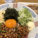 つけめんや 泉 - 冷やし台湾まぜそば・チャーシュー2枚