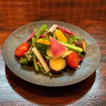 이토 시마 야채의 녹색 샐러드