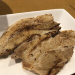 つけめんや 泉 - チャーシュー2枚は別皿で♪