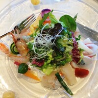シェヌー - 前菜　息子以外チョイスの三陸の海鮮特撰サラダ♡これが１番好きだったかも…