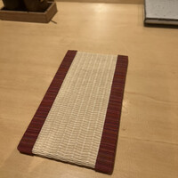 焼鳥 ひら野 - スマホ置き