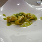 センプリチェ - 万願寺唐辛子を詰めたトルテッリ　ズッキーニのソース
