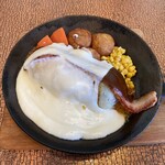 レストラン ケルン - 料理写真:スペシャルハンバーグ