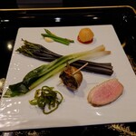 食彩播 - 先付　地元山菜と鴨