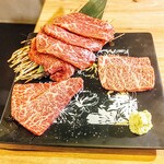 宮崎肉問屋 焼肉 宮べこ - 3種盛り(ロース、ザブトン、サンカク)