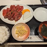 焼肉牛星 - 牛星サガリ＆中落ちカルビセットの200g