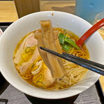 超純水採麺 天国屋 - 柔らかくて美味しいメンマ