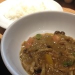 ボンマルシェ食堂 - 「特製カレー（２辛）」。美味！