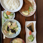 東家 - 料理写真:日替り定食　850円
