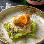 Kaki Tsubata - 半熟卵乗せポテトサラダ