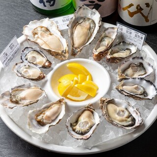 我們以新鮮度和品質為榮。盡情享用來自全國各地的牡蛎。