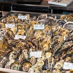Kaki Tsubata - 産地直送の生牡蠣