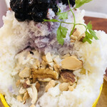 こひる庵 - ナッツ三昧をトッピングして食す♡美味っ！