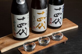 Kaki Tsubata - 本丸、各種純米吟醸、ご用意してあります