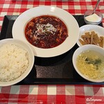 イナちゃん飯店 - 四川マーボートーフ定食(辛味マシ)