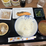 Nattou Koubou Sendaiya - 納豆食べ放題鮭定食(国産小粒、北のそでふり)