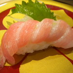 長崎港宝洋丸 - この日一番の絶品大トロ！　一貫で２３０円も驚きだ！