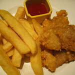 カメリア - チキンフリット＆ポテト