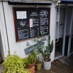 BISTRO INOCCHI - 外観（明るい時の様子）