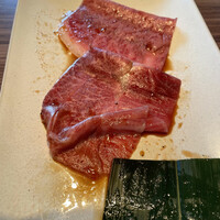 焼肉うしごろ 新宿三丁目店 - 