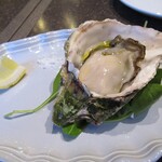 ピッツェリア オステリア カポ - 岩牡蛎