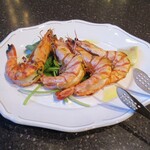 ピッツェリア オステリア カポ - 有頭エビ