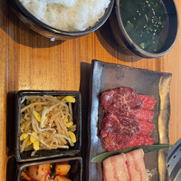 焼肉 ギュウトピア - 