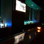 TROPICS Lounge & Bar - 