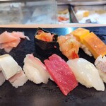 Yoshinozushi - 