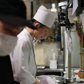 お肉の火入れにこだわった台湾ビストロ