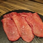 焼肉 ジャンボ - 