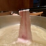 Adan Okinawa Ten - あぐぅー豚は透き通っています！！