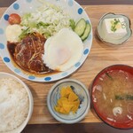 居食屋　七菜 - デミグラスハンバーグ＋Aセット