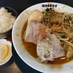 豚骨中華そば がんたれ - 限定 レッチリモツ辛レーラ [玉子付き] ¥1.200(税込)