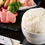 焼肉たらふく - ご飯マンガ盛り