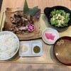 縁雫 蕎麦と肴 - 鶏炭火焼定食　950円
