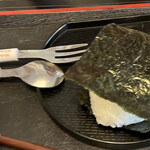 そば処四季 - おにぎり（鮭）