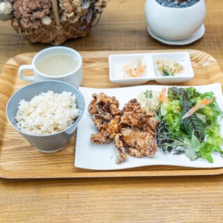 自然食cafe&bar ゆらり_1