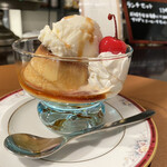 バー リーファー - プリン450円　