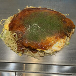 Hiroshima Fuu Okonomiyaki Momijiya - 肉玉@950円