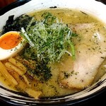 俺の中華たなか家 - ☆トッピングオールスター☆「ワカメ」「味玉」「メンマ」「白髪葱」「チャーシュー」「青海苔」♬