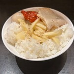 横浜家系ラーメン 魂心家 - 麺類注文者ほライス無料　