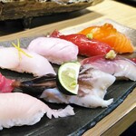 旬鮮 海宝 - 鳥貝・〆鯖・烏賊・漬け・サーモン