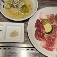 焼肉&手打ち冷麺 二郎 KANAYAMA - 