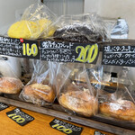 OiciO - 店内のパン　2023.06
