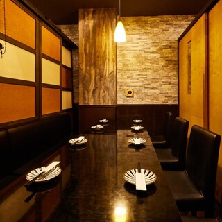 The spacious store is equipped with a variety of private rooms ◆We welcome large parties! Smoking allowed in all seats