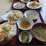 シャコ丼の店 - 