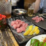 Sumibiyakiniku Tosaya - 